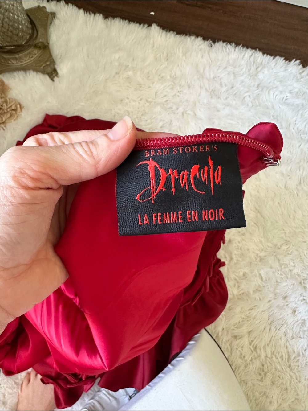 BRAM STOKER'S DRACULA X LA FEMME EN NOIR Mina Dress - Picture 3 of 11
